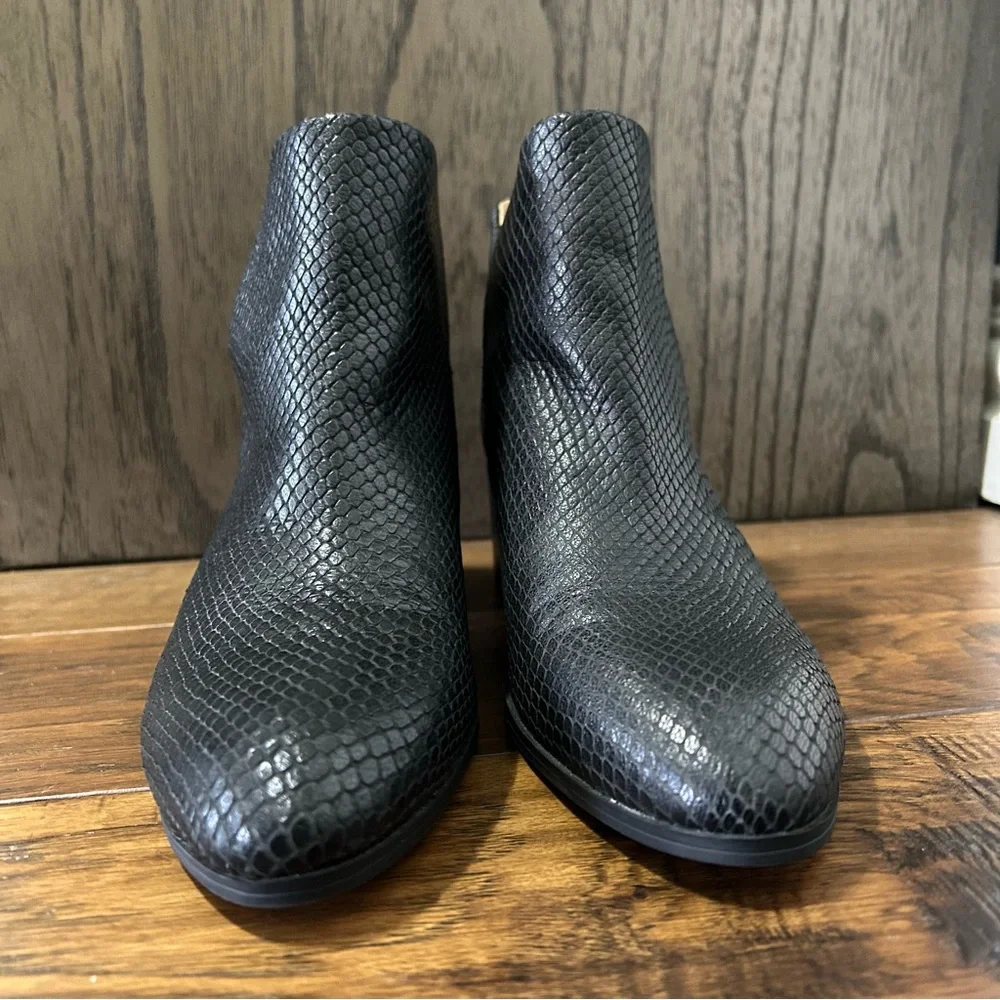 Franco Sarto Roar Snake Print Embossed Notched Booties Size 6.5